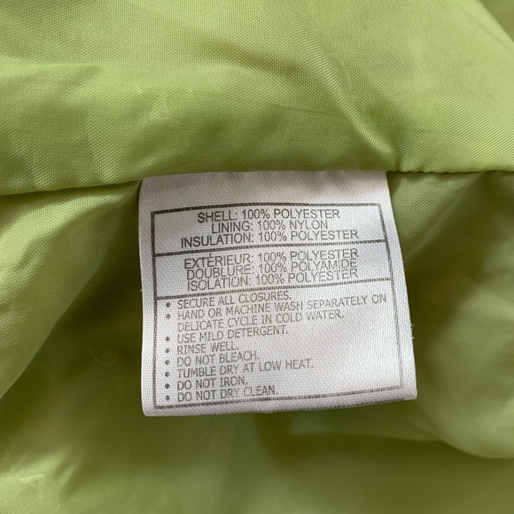 Ariat Quilted Thick Button Up Top - Picture 8 of 8